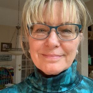 Meet your Posher, Valerie